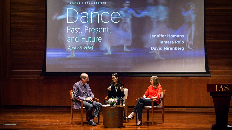 Directors Conversation Dance Homas Rojo