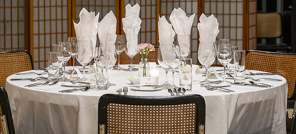 Gourmet Dinner Place Setting