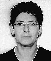 Mira Shamis headshot