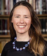 Ellen Eischen headshot