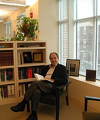 Engin Akarli headshot