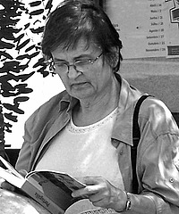 Katalin Vesztergombi headshot