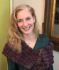 Anne Elisabeth Lester headshot