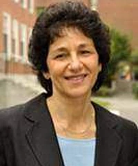 Andrea Nahmod headshot