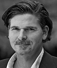 Jan-Werner Mueller headshot