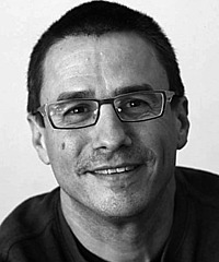 Neve Gordon headshot