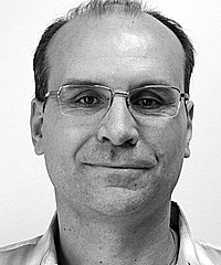 Jens Großer headshot