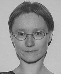 Veronika Hubeny headshot