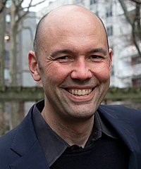 Tim Roughgarden headshot