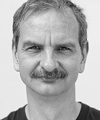 Laszlo Erdős headshot