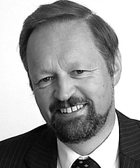 Klaus Hulek headshot