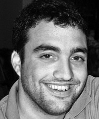 Moulie Vidas headshot