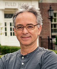 Federico Neiburg headshot