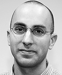 Moritz Kerz headshot