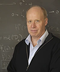 Daniel Freed headshot