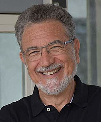 Menachem Fisch headshot