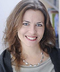 Kristin Surak headshot