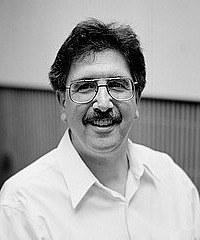 Michael Strauss headshot