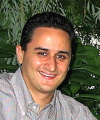 Nikos Frantzikinakis headshot