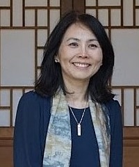 Hyun Ok Park headshot