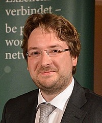 Steven Vanderputten headshot