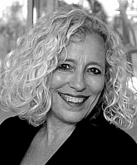 Mina Teicher headshot