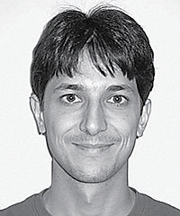 Simon Riche headshot