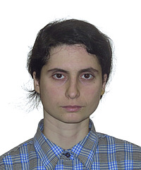 Sara Tukachinsky headshot