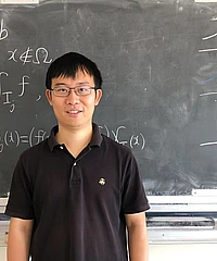 Ruixiang Zhang headshot