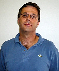 Miguel Abreu headshot