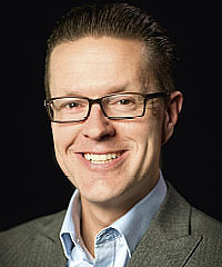 Carlos F Noreña headshot