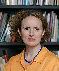 Anne McLanan headshot