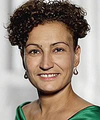 Rubina Raja headshot