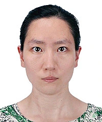 Lu Wang headshot