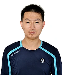 Qingyuan Jiang headshot