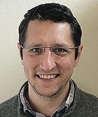 Dorian Bell headshot