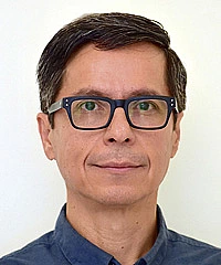Hector Amaya headshot