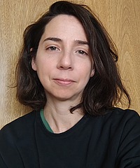 Ana Grondona headshot