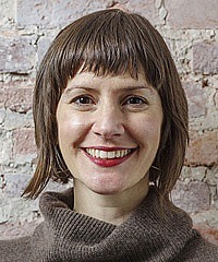 Glenda Goodman headshot