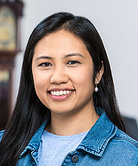 Linh Truong headshot