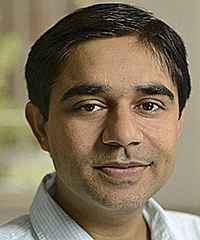 Raman Arora headshot