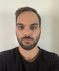 Agustin Moreno headshot