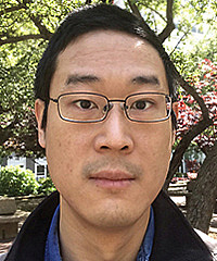 Robert Young headshot