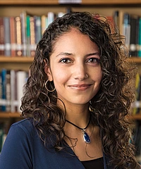 Andrea Sempértegui headshot