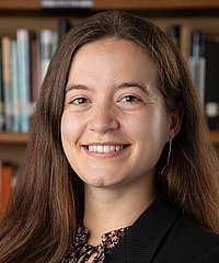 Abbey Ellis headshot