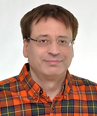 Nicolaos Kapouleas headshot