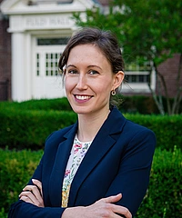 Isabel Garcia Garcia headshot