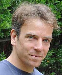 Daniel Roggenkamp headshot