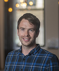 Bart Ripperda headshot