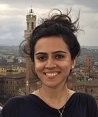 Maira Hayat headshot